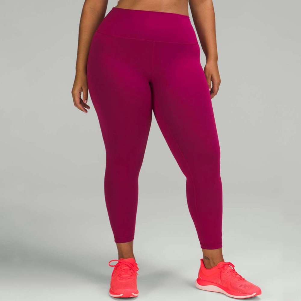 Lululemon | Wunder Train High-Rise Tight 25" in Pomegranate Size 4